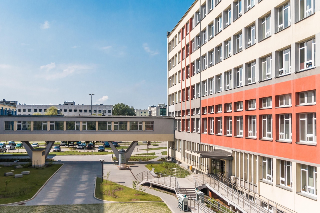 「成都大学有专」〃成都大专院校排名